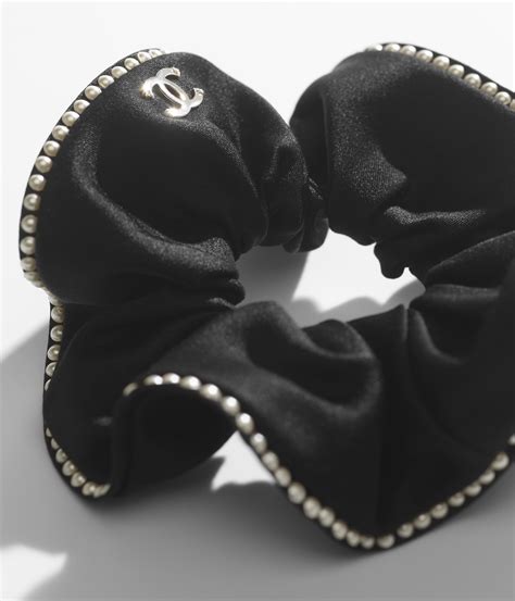 chanel crystal bow hair accessiries|Chanel hair accessories 2021.